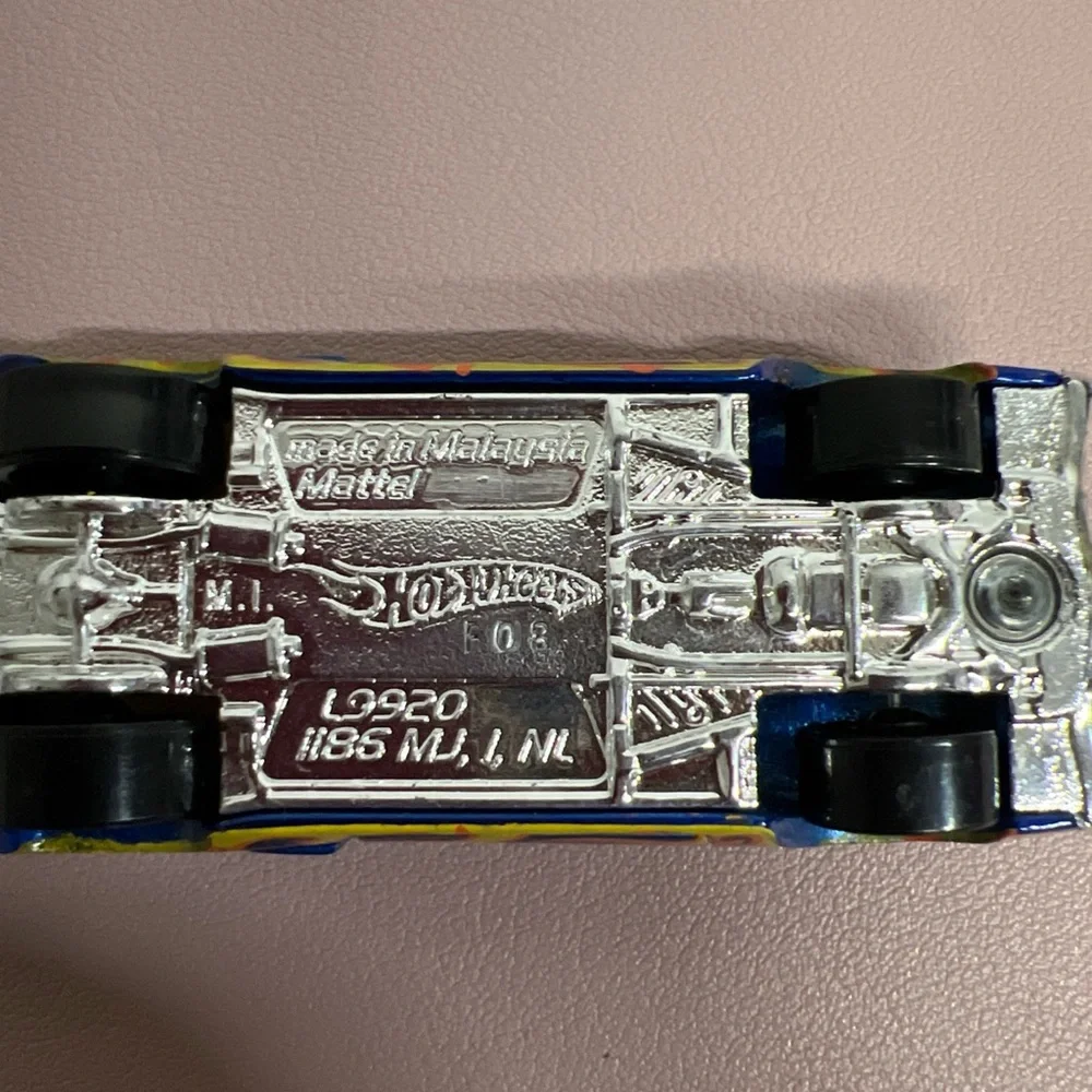 Hot Wheels Heat Fleet '69 Dodge Coronet‎ Superbee Blue Flames
